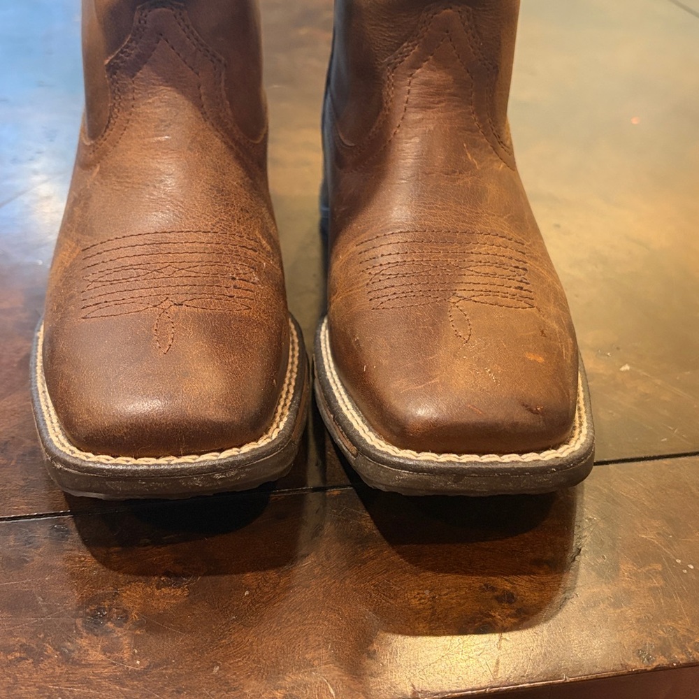 Ariat boys Brown Western Boots / worn once for a few hours - Picture 5 of 11